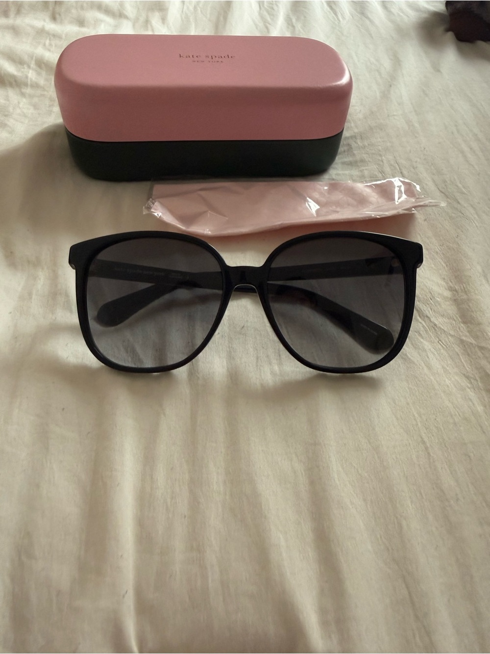 Kate spade black sunglasses
